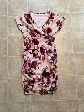 Floral maternity dress